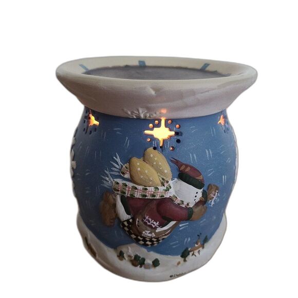 Debbie Mumm Igloo Village Ceramic Snowflake Delivery Candle Wax Tart Burner - Picture 1 of 14